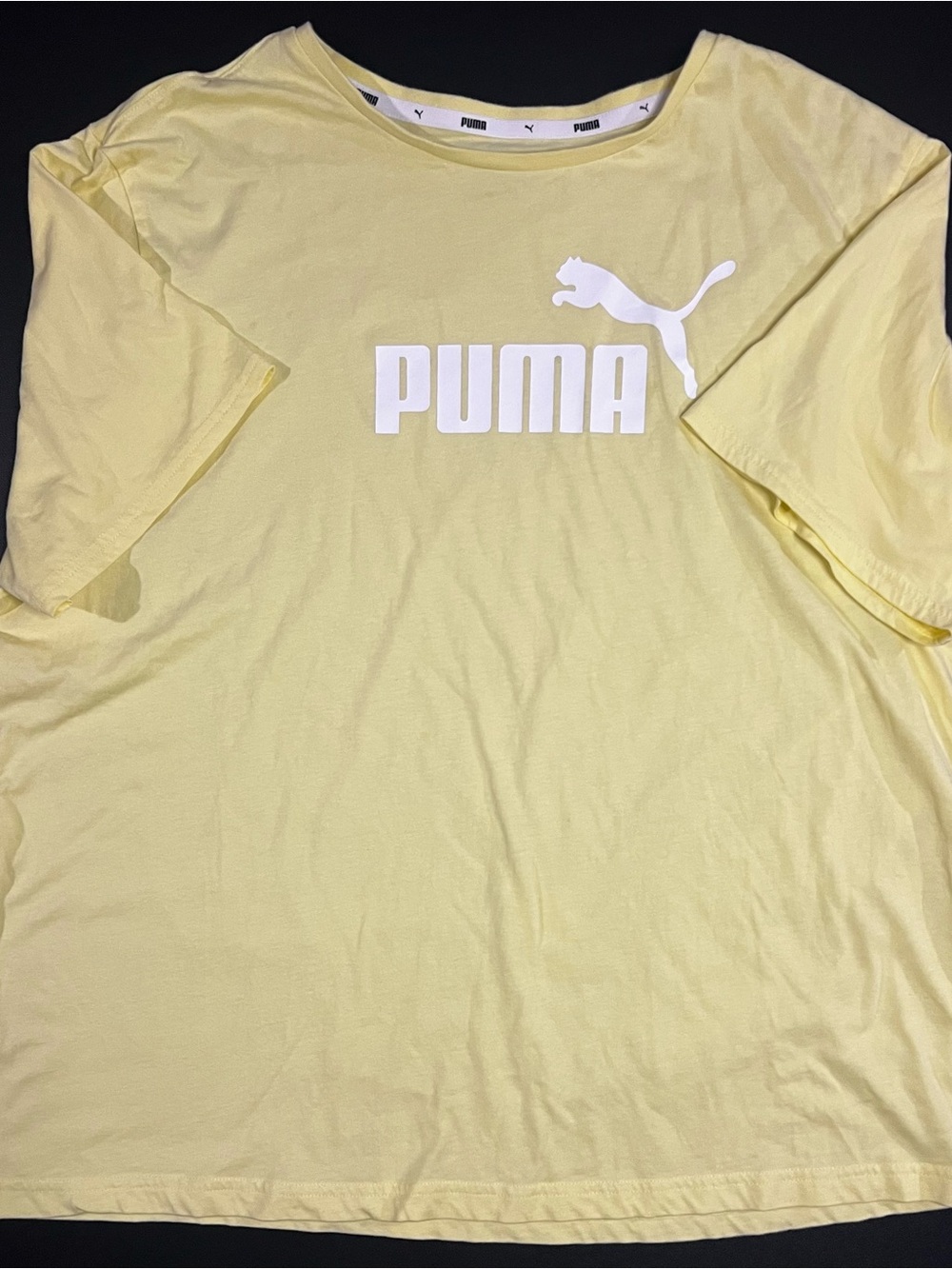 PUMA Mens T-Shirt Size XL Short Sleeve Yellow White Logo Crewneck Graphic